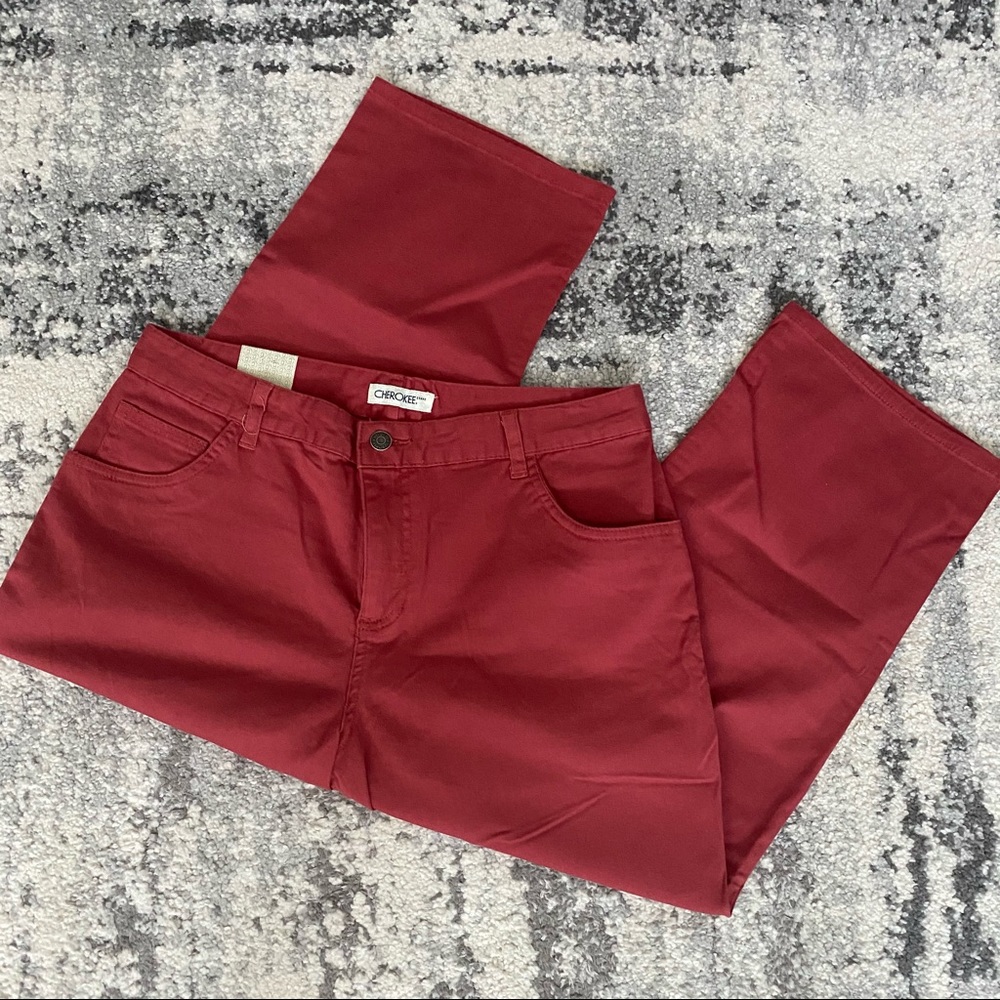 Cherokee || dark red wide leg cropped jeans